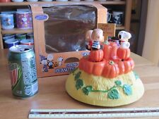 SNOOPY / PEANUTS DANCING IN THE PUMPKIN PATCH MUSICAL WORKING VINTAGE 8 1/2