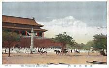 VINTAGE POSTCARD THE TENAN-MEN (TIANANMEN) GATE AT PEKING CHINA c. 1935 picture