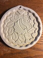 Vintage Abby Press wreath cookie mold picture