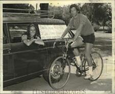 1972 Press Photo Dr. Miles Hyman rode 420 miles of backroads on his bicycle picture