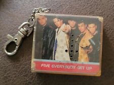 FIVE 5IVE - OFFICIAL MCD MUSICAL KEYCHAIN EVERYBODY GET UP #22-RARE picture