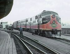 1963 ILLINOIS CENTRAL Pulling into Memphis 8.5X11 Photo picture