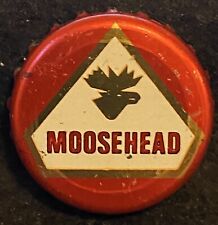Moosehead Beer Bottle Cap Lapel Pin - Moosehead Brewery Cananda picture