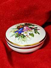 Vintage Bayreuth Gloria Fine Porcelain Handcrafted Germany Trinket Box with lid picture