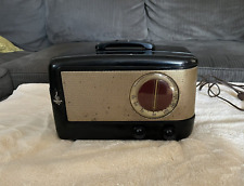 1947 Emerson Model 543 Bakelite Art Deco AM Tube Radio Tested And Works. picture
