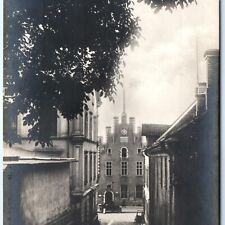 c1930s Visby, Sweden Isgrand Downtown RPPC Street View Car Real Photo Akta A163 picture