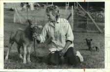 1991 Press Photo Dolores Lighthall of Mannsville, New York with Miniature Horse picture