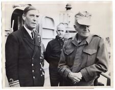 1945 Admiral Halsey with British Vice Admiral Vian 7x9 Original News Photo picture