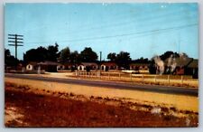 Postcard Chrome Shamrock Court Motel Lafayette North Carolina picture