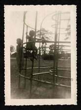 PARK/SCHOOL KID'S PLAYGROUND EQUIPMENT PIPE MONKEY BARS OLD/VINTAGE PHOTO- M39 picture