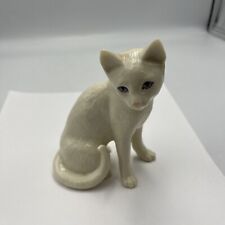 Lenox White Cat Sitting Pretty 5