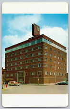 Vintage Street Scene Postcard~ Frederick Martin Hotel~ Moorehead, Minnesota picture