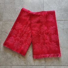 Vintage Cannon Royal Family Red Sculpted Snowflake 2 Bath Towel Set Fringe picture