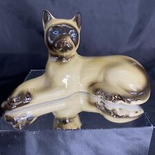 Vintage Siamese Cat Figurine Ceramic Cat With Paws Crossed Blue Eyes No. 4056 picture