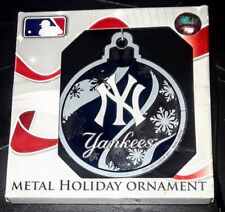New In Box Forever Collectibles Metal N.Y. Yankees Metal Christmas Ornament picture