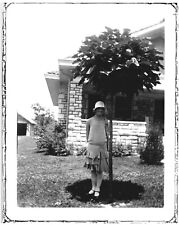 CUTE GIRL IN SHADE OF TREE,1930'S.VTG 4.7