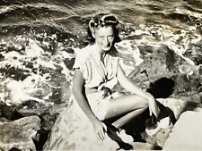 Ui Photograph Pretty Woman Beautiful Posing At Beach Water Rocks 1940-50's picture