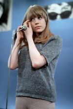 Marianne Faithfull beautiful 1967 on TV show by microphone 18x24 poster picture
