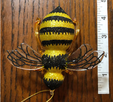 bee ornament woodland animal Glass picture