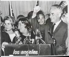 1964 Press Photo Senator Barry Goldwater and family in Los Angeles Ambassador picture