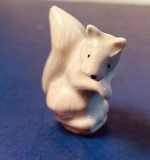 1986 Wade Of England Whimsie-Land VTG Porcelain SQUIRREL From “HEDGEROW SERIES” picture