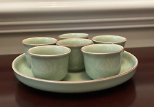 Vtg Pale Green Celadon Lotus Flower Pottery Round Tray 6 Sake Asian Tea Cups Set picture