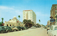 BROWNSVILLE TX 1950s AUTOS PARKED ON LEVEE STREET VINTAGE POSTCARD 120622 R picture