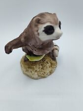 VTG Porcelain Raccoon Eating A Fish~ Made In Korea~ 3.5x3.5x2 picture