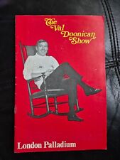 THE VAL DOONICAN SHOW - LONDON PALLADIUM  - 1970 PROGRAMME picture