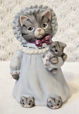 Vintage Cat Figurine 3 1/4