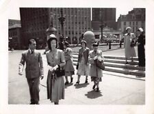 Old Photo Snapshot 40s Man Pretty Women Walking In City Of Indianapolis #15 Z38  picture