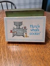 Vintage Recipe Cards Current Inc. Here’s What’s Cookin’ Box Of 29/30 picture