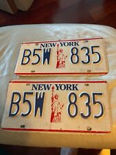 NEW YORK Statue of Liberty license plate pair 1986-2000 clean, little used picture