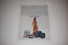 Vintage 1966 Samsonite Fashionaire Luggage Print Ad. picture