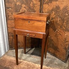 VINTAGE WELLINGTON HOUSE REPRO CIGAR TOBACCO STAND INLAID SHELL FAUX KEYHOLE picture