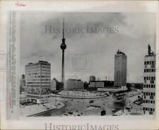 1970 Press Photo General view of the Alexander Square in East Berlin, Germany picture