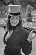 Actress Linda Lovelace attends Royal Ascot in Berkshire 1974 OLD PHOTO picture