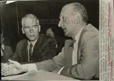 1949 Press Photo David Lilienthal speaks as Shields Warren listens in Washington picture