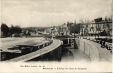 Beaucaire L'Ecluse du Canal de Navigation- Beaucaire, France Postcard picture