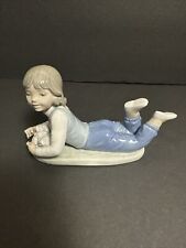 Nao By Lladro Daisa 1984 Figurine Laying With Roses picture