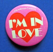 Hallmark BUTTON PIN Valentines Vintage HEART I'm In Love MINI Salesman Promo 76 picture