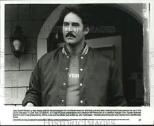 1990 Press Photo Kevin Kline in a scene from 