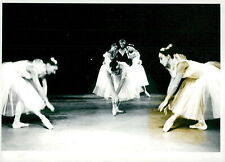 Scene from Michael Fokin / F. Chopin's ballet 