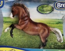 Breyer Classic 2019-2020 Freedom Series, Silver Bay Mustang. #947. New In Box picture