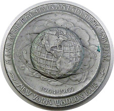 1964-1965 New York World's Fair Official Pewter Medal, 300th Anniv. Founding NYC picture