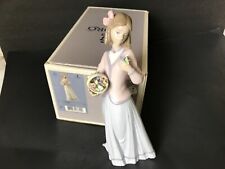 Lladro 07644 innocence in bloom with original box 9.5 in tall.  picture