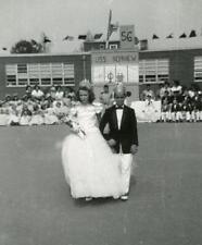 XX629 Vtg Photo MAY DAY, KING & QUEEN CROWNED, Norview, Norfolk VA c 1950's picture