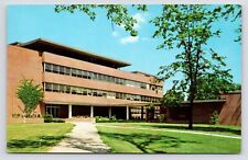 c1950s Earlham College David Dennis Science Hall Richmond Indiana IN Postcard picture