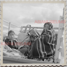 50s NAVAJOLAND NAVAJO ARIZONA NEW MEXICO WOMEN CHILDREN VINTAGE USA Photo 12607 picture
