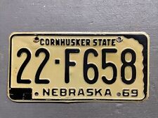 VINTAGE 1963 NEBRASKA LICENSE PLATE WHITE /BLACK CORNHUSKER STATE 22-F658 😎 picture